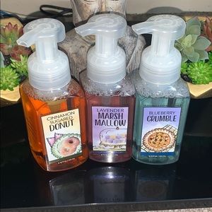 Bath and Bodyworks hand soaps 🧼